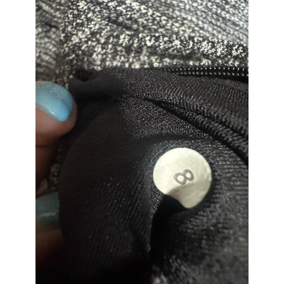 Lululemon Daily Yoga Jacket Full Zip Loose Fit Two Tone Gray Heather Size 8 - Picture 7 of 9